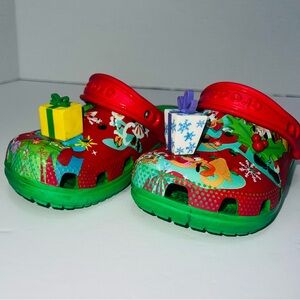 2023 Disney Park Christmas Holiday Mickey and Friends Clogs Children’s 10c Crocs